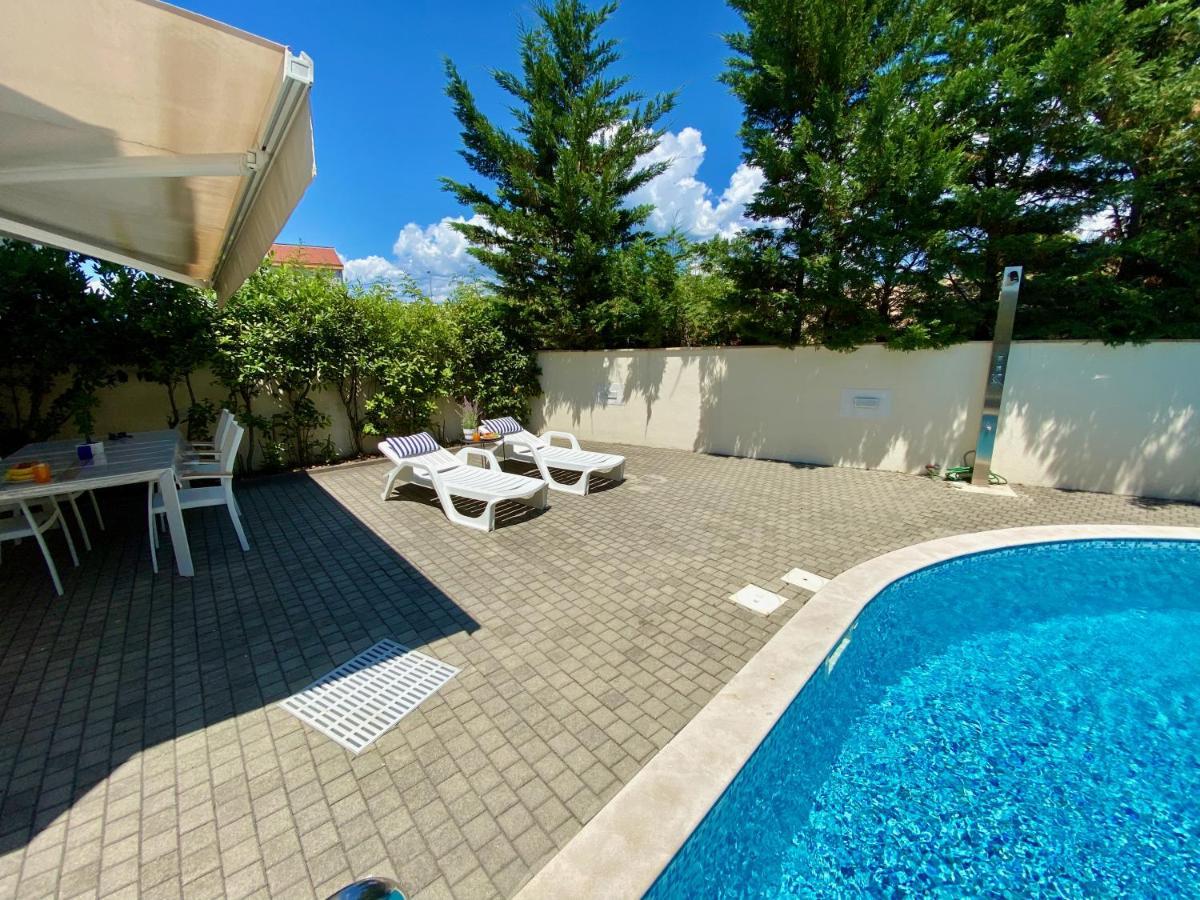 Private Pool And Mediterranean Garden Apt Mia Šilo Eksteriør billede